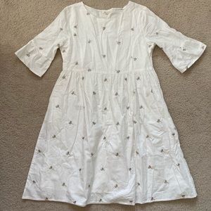 Adorable Tea N Rose White Embroidered Detail Dress